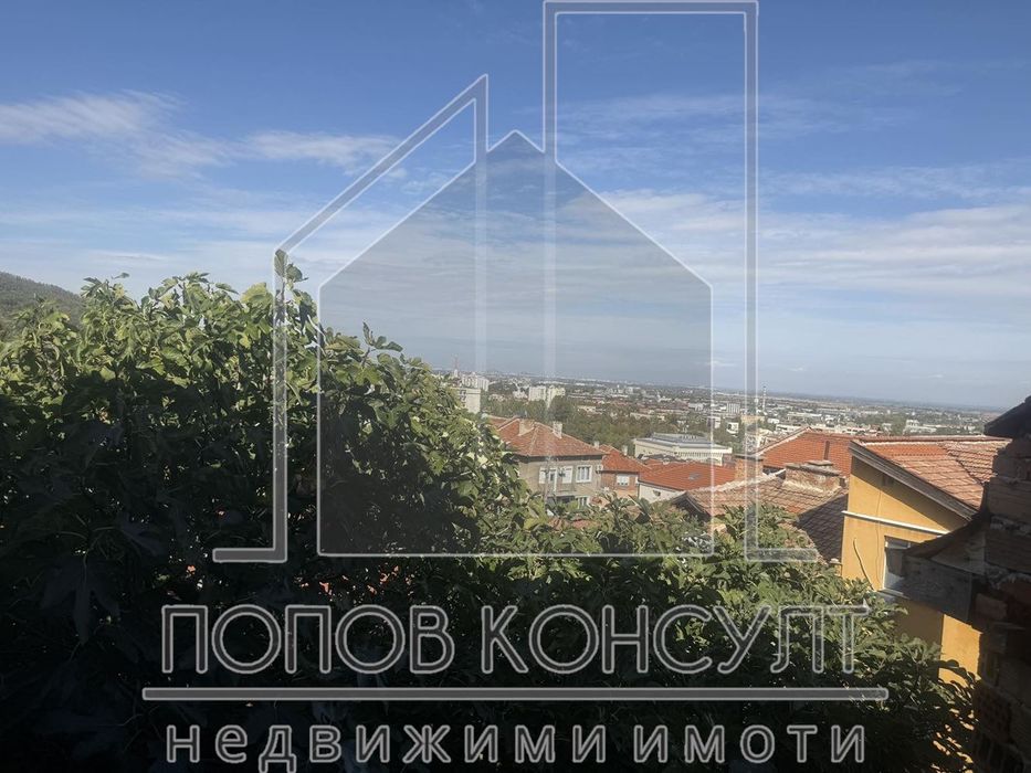 Етаж от къща в Центъра на гр.Асеновград площ 93 цена 98000