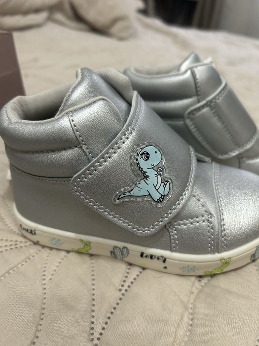 Ботинки для девочки