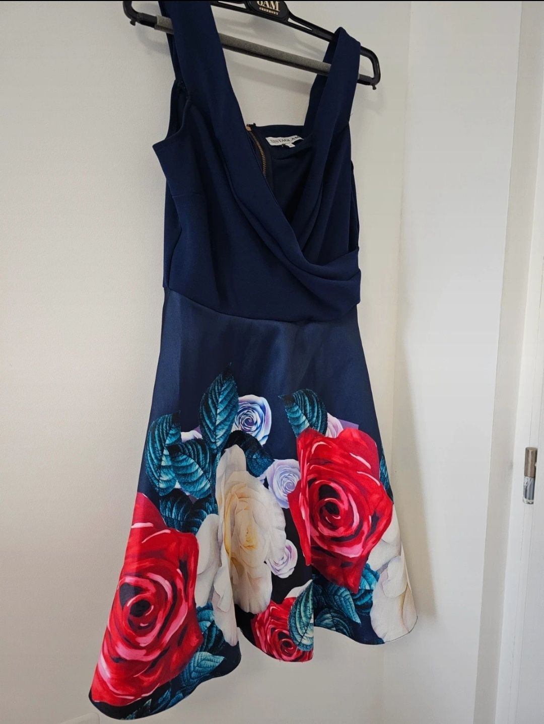 Rochie scurta cu motiv floral