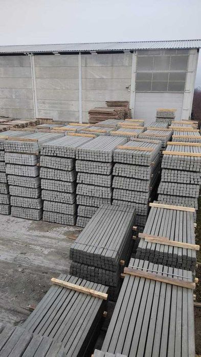 Stalpi de beton pentru gard, vii sau livezi - noi