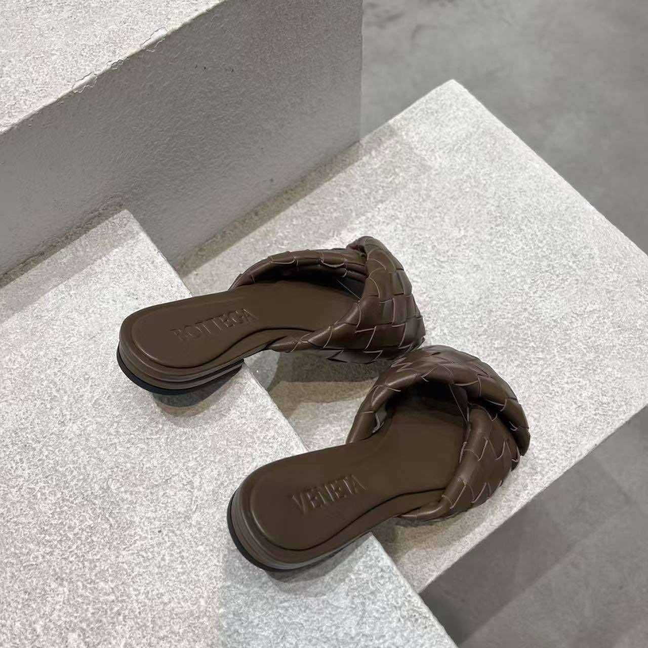 Дамски чехли Bottega Veneta