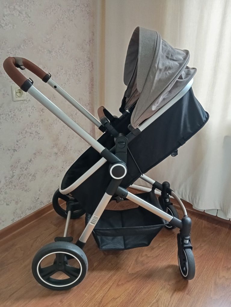 Коляска трансформер Babyton бежевый и матрац