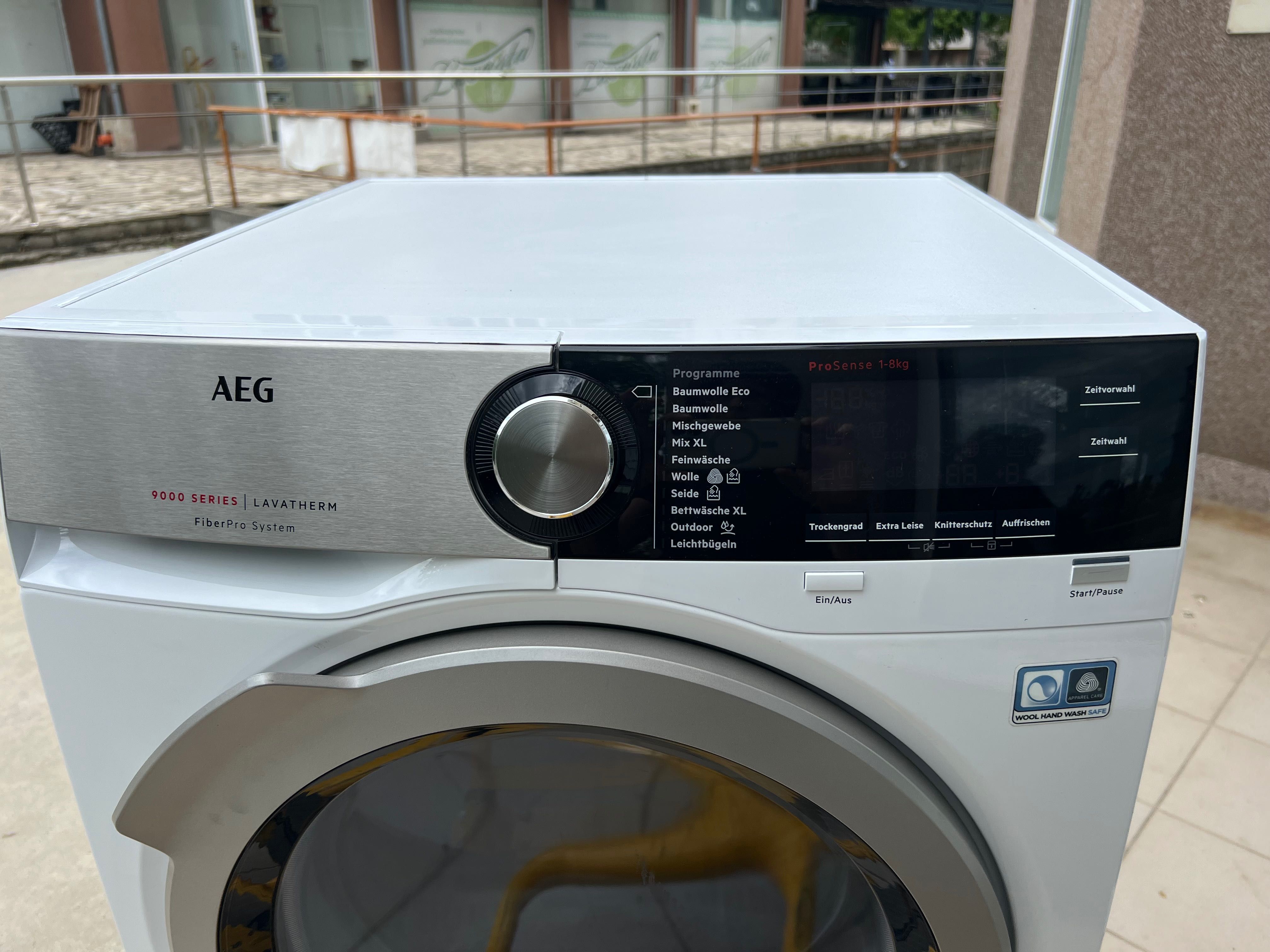 Сушилня AEG Lavaterm -8 кг,серия 9000,термопомпа