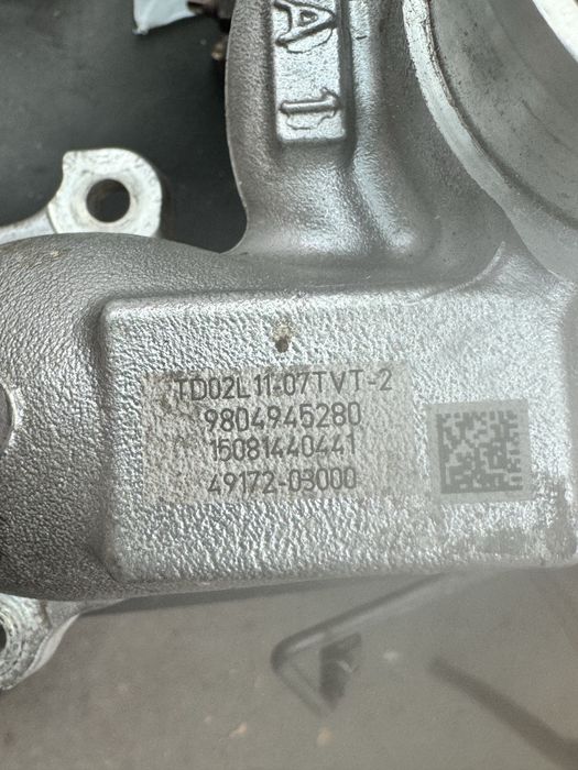 турбо 60000 км Пежо 208 2016година 1.6 HDI