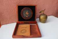 Medalie ceramica UNICAT - Nestor, Mitologie greaca, Nuria Sanchez 1996