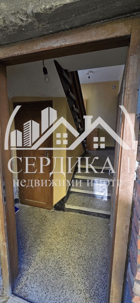 Къща в София, област-с.Алдомировци
