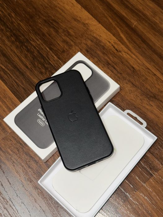 Кожанный чехол для Iphone 12 pro