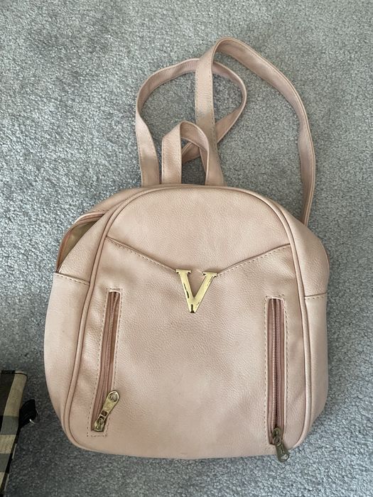 Vand set genți ieftine