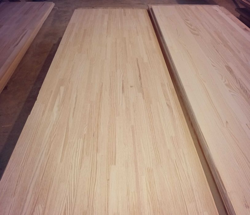 Panouri din lemn masiv de PIN