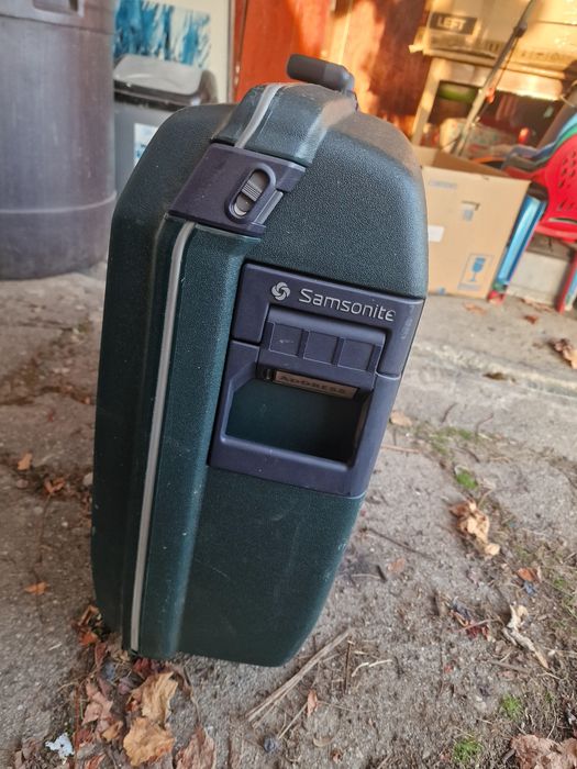 Geamantan Troler Samsonite Cu Cifru / Antifurt