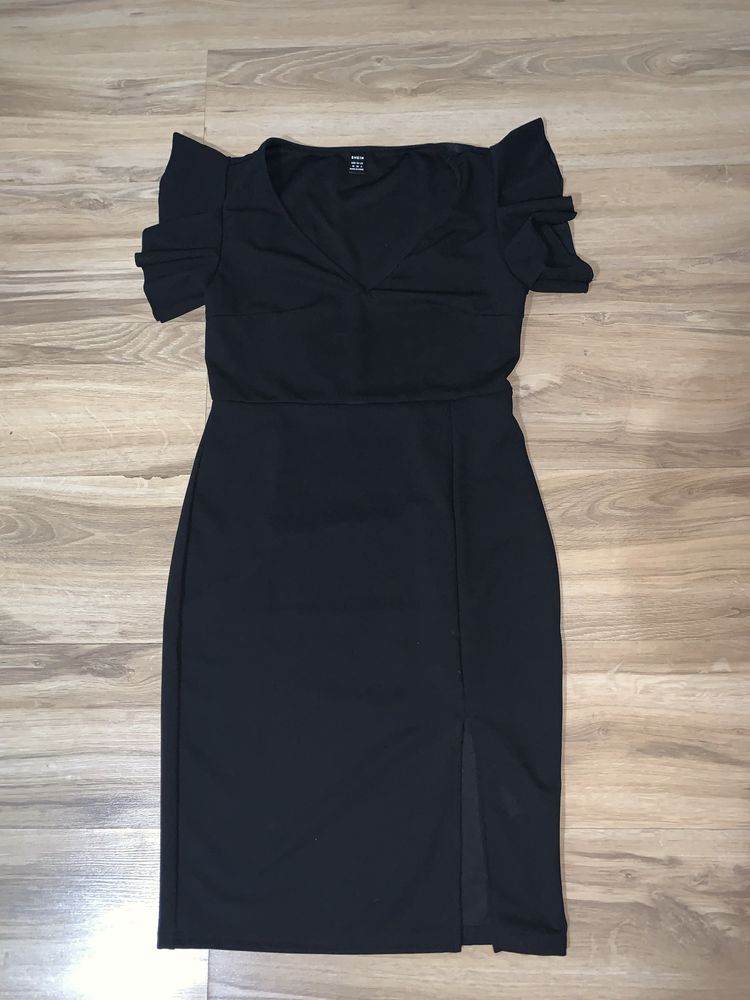 Rochie neagra elaganta