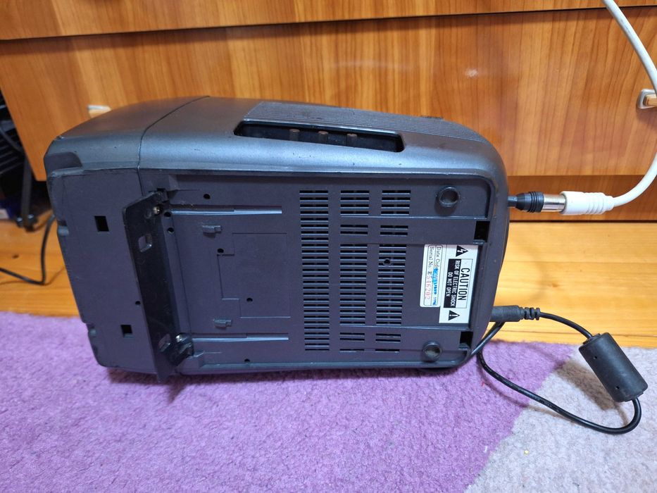 mini Televizor color portabil auto la 12V INTERVISION CTV-140 5'