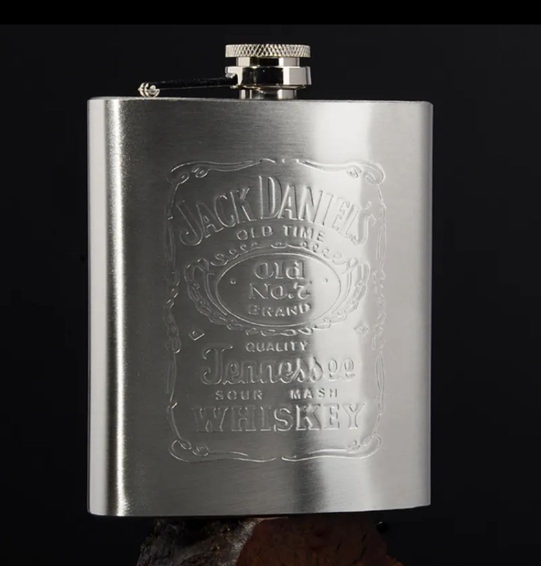 Botelcuta Jack Daniel's / Recipient inox / Plosca Whisky Jack Daniel's