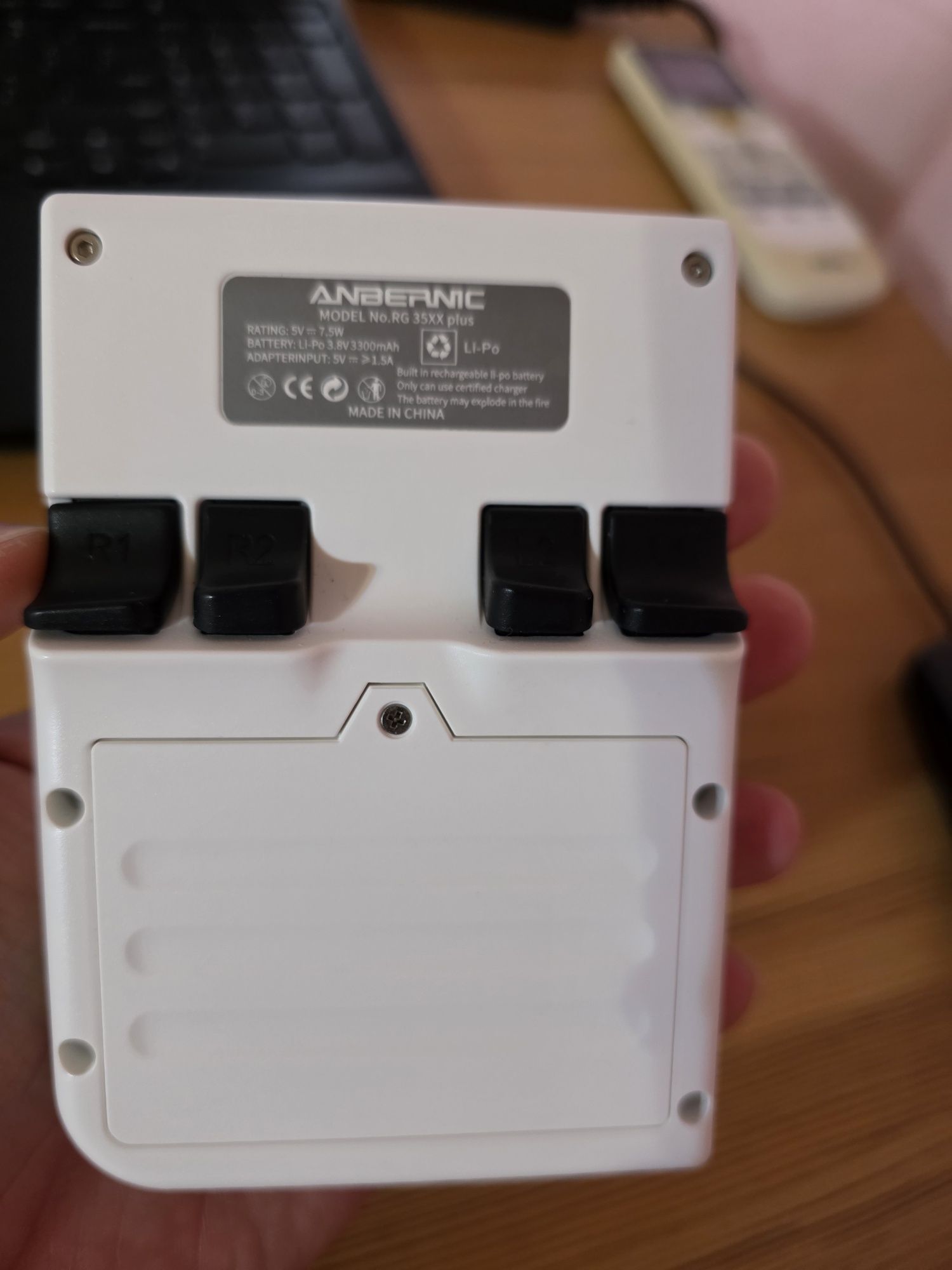 Anbernic RG35XX Plus Retro Emulator