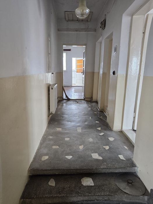 Apartament 4 camere zona centrala Ploiesti