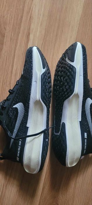 Чисто Нови ! Спортни обувки  Nike invincible 3