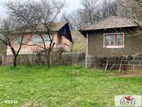 Casa cu 20000 mp de teren de vanzare in Zlatna