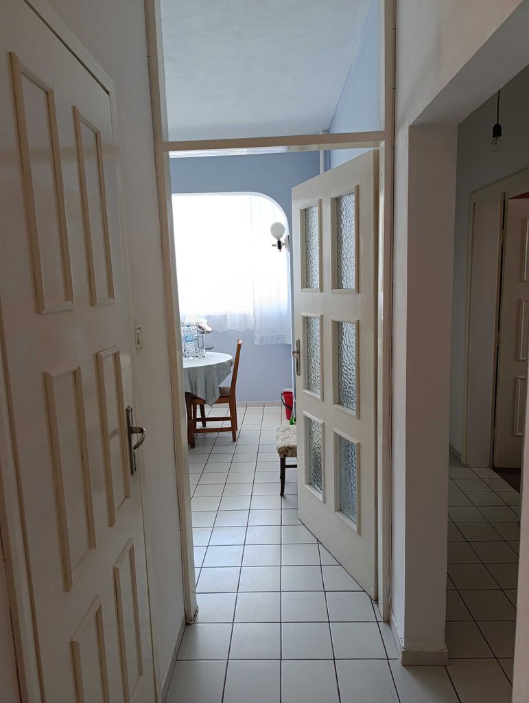 Дава се под наем Тристаен апартамент в София, Надежда 1 - 92 кв.м за 612 € - Снимка #9