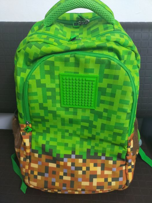 Vând rucsac marca Pixie
