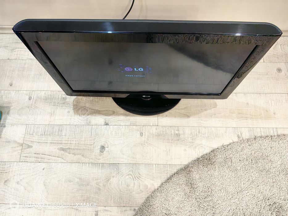 LG 32 LCD перфектен