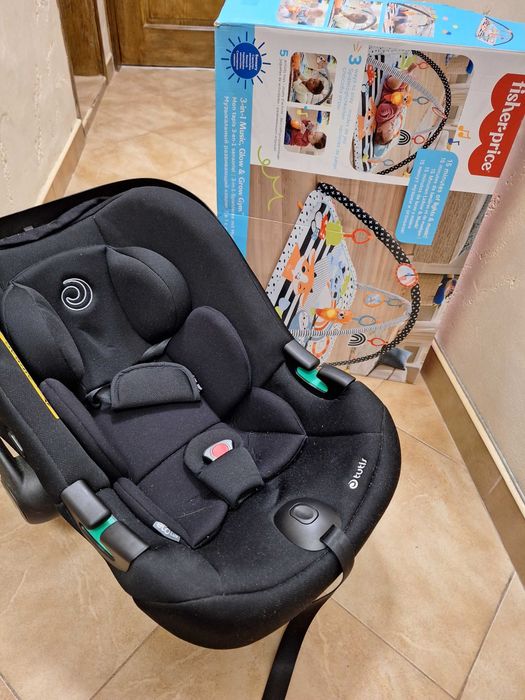 Столче за кола с подарък активна гимнастика