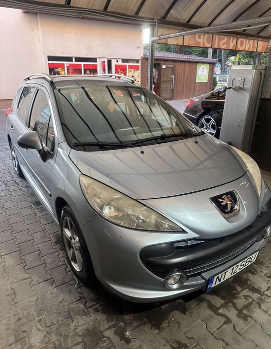 Peugeot 207 SW benzina + GPL