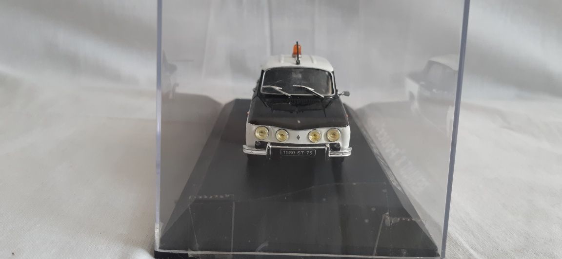 Machetă scara 1:43 Renault 8 " Police " - 1965