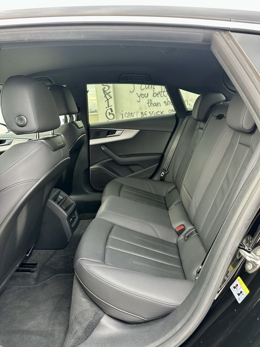 Audi~A5~Matrix~Distronic~Mild Hybrid~Virtual Cockpit~WAUZZZF58LA018276