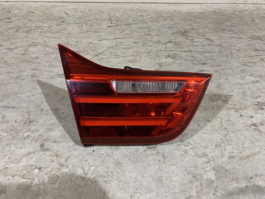 Stop stanga pe capota BMW Seria 4, F32, 2013, 2014, 2015, 2016, 2017, 2018, cod origine OE 63217296101