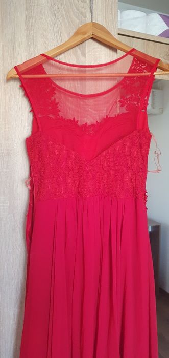 Vând rochie ocazie roșie lunga
