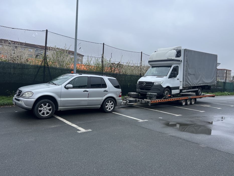 Tractari auto ARAD platforma trailer A1 accident Asistenta rutiera