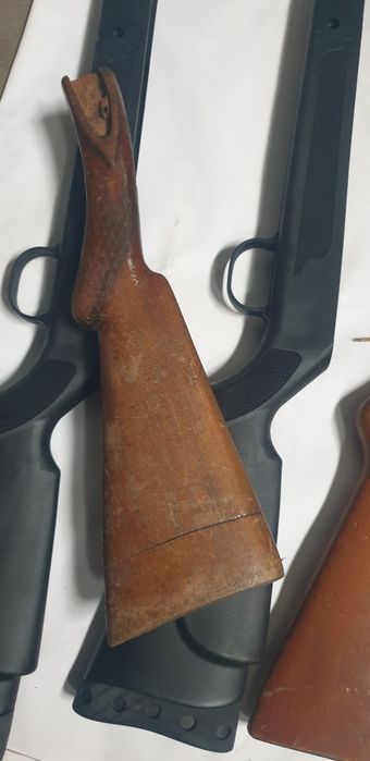 Антикварен приклад