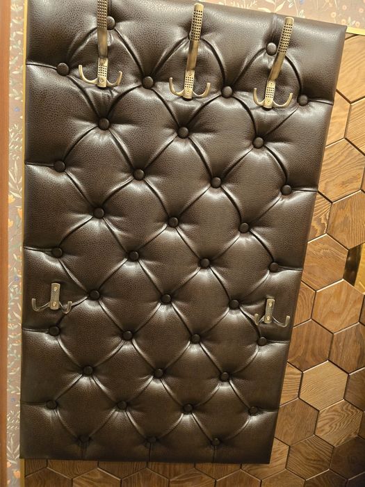 Вешалка в прихожую