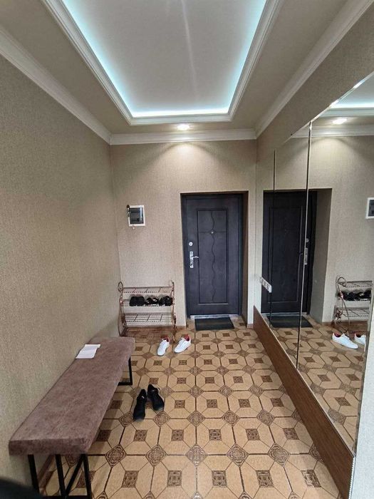 Sotiladi - 4/4/6 kvartira 2 liniya Beruniy metro bekati, Huvaydo MFY.