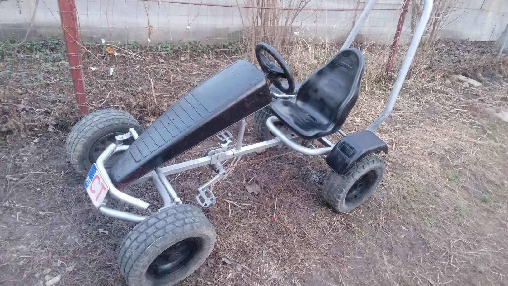 Kart mare cu pedale