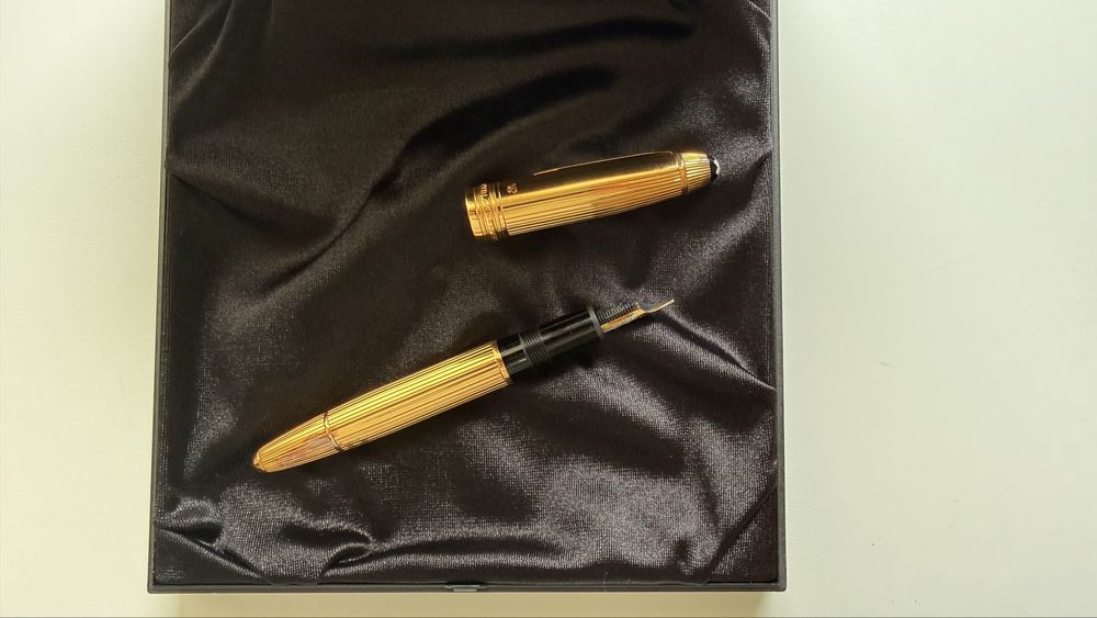 Montblanc Meisterstück 146 LeGrand Solitaire Vermeil Godron