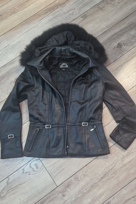 Зимно кожено яке с качулка, размер Л