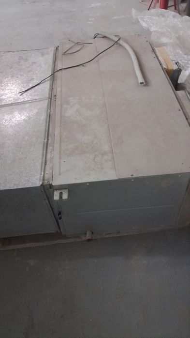 Потолочный вентилятор кондиционер  б/у хорошем состояние.