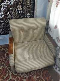Продам кресло кровать в хорошем состоянии