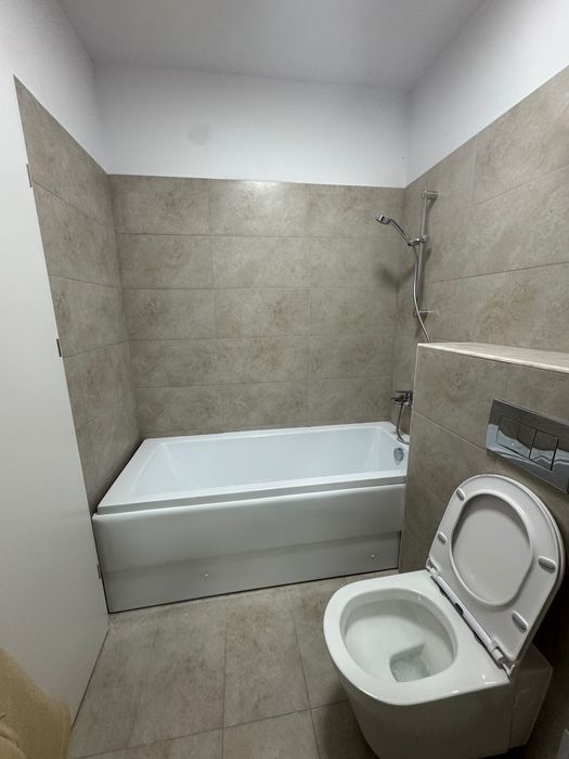 Apartament  3 camere | Factură pe firmă | Parcare