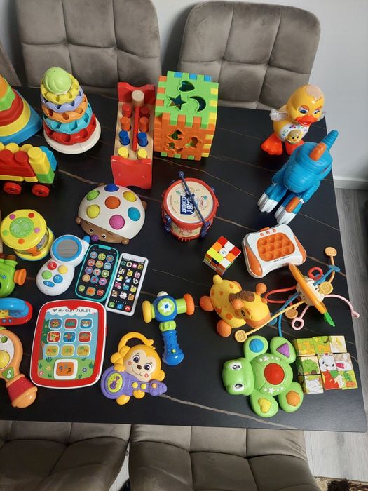 Vand jucarii bebelusi