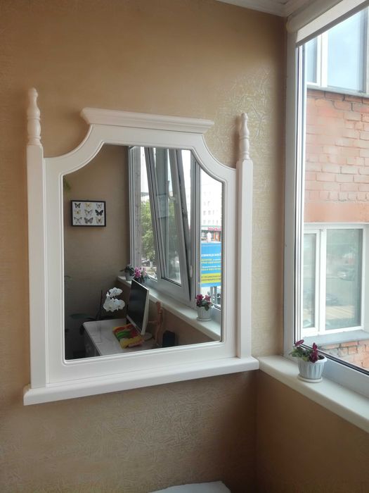 Зеркало в оригинальной раме