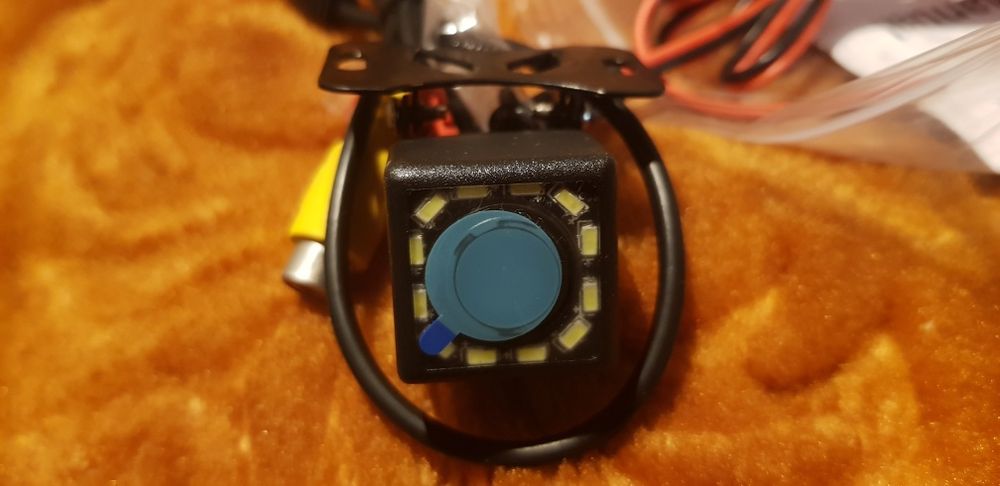 Camera auto  spate