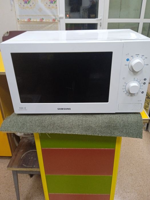 Микроволновая печь