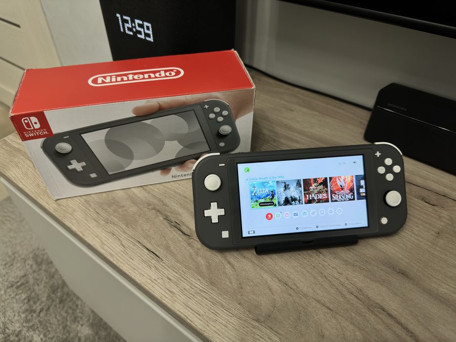 Продам прошитый Nintendo Switch Lite |  Нинтендо свитч лайт