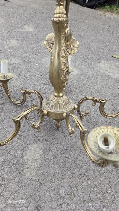 Lustra  din bronz  brut  5. Brate Baroc