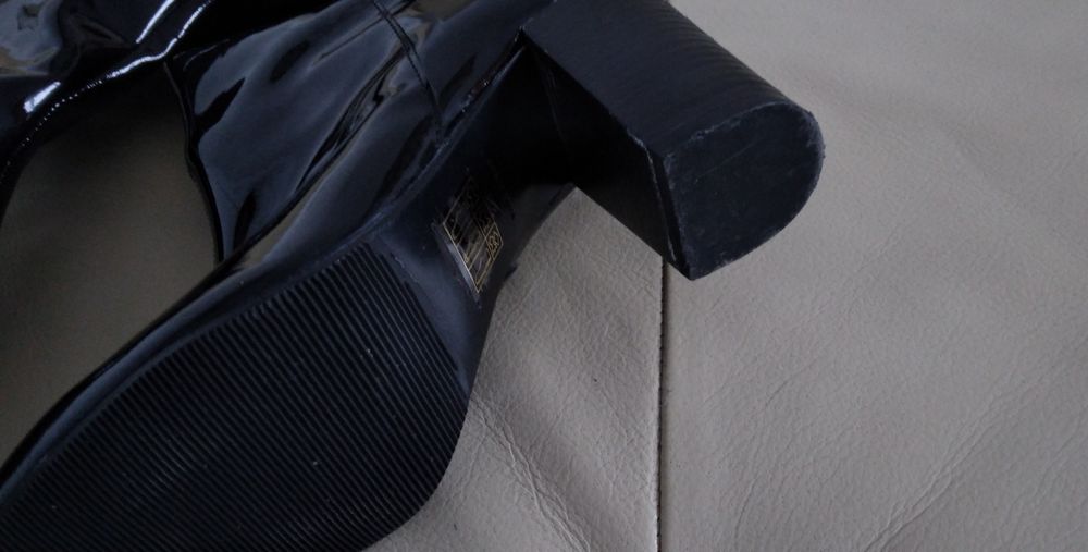 Cizme piele lăcuită 36