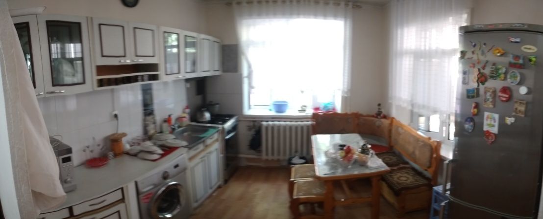 Продаётся дом . Уй сотилади