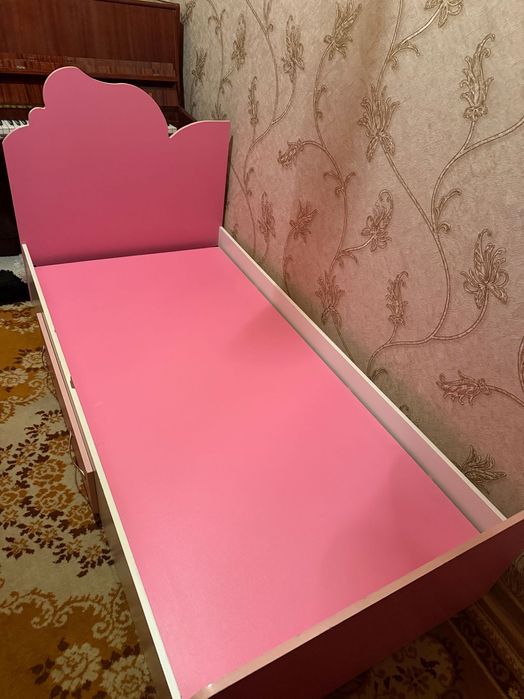 Кровать в отличном состоянии