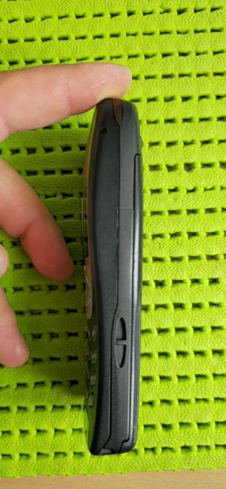 Nokia 6310i culoare negru cu auriu mercedes benz